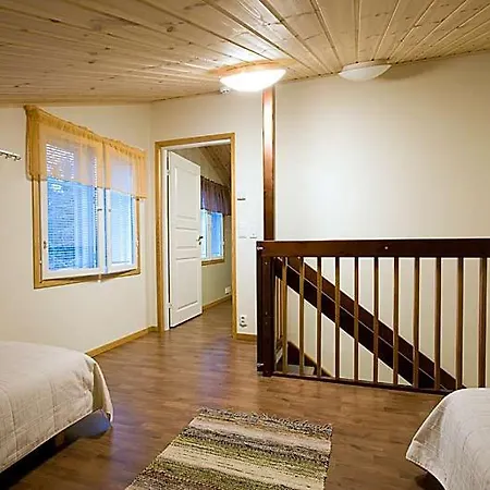 Puustilanranta 4 C * Tahkovuori
